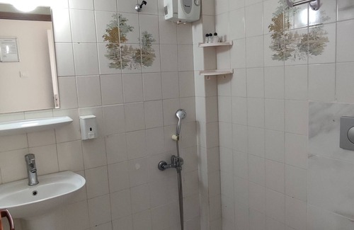 Altınova Hotel | Altin Otel