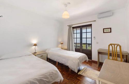 Colares Bed & Breakfast | Alto da Praia Villa