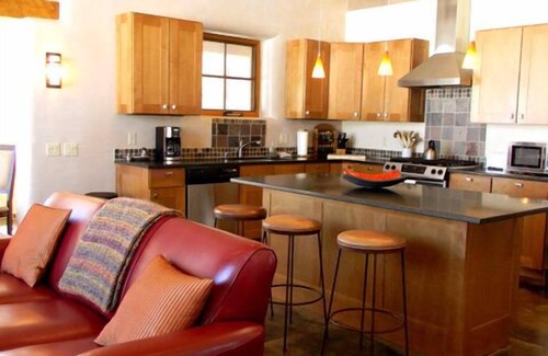 Arroyo Seco House | Alto Vallecito Fantastic Views of Sangre de Cristos Private Hot Tub