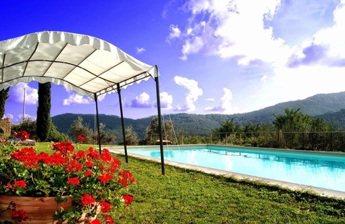 Buti Villa | Altocolle In Buti, Toscana
