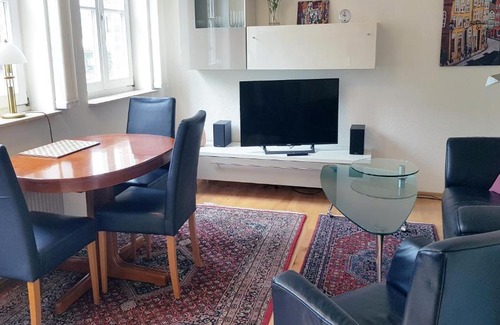 Altstadt Apartment | ALTSTADTGLÜCK - inklusive Privatparkplatz!