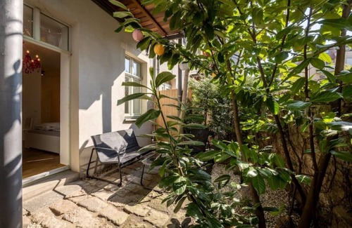Wilsdruffer Vorstadt/Seevorstadt-West Condo | Altstadtwohnung in TOP Lage - im Zentrum mit Terrasse /2 Personen