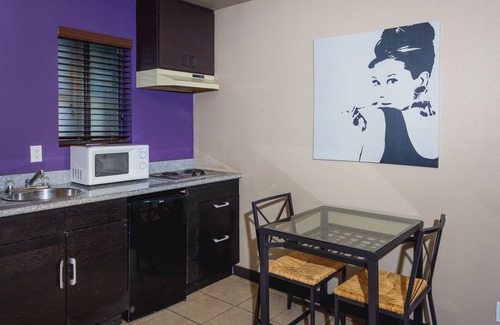 Berryessa Hotel | Alura Inn