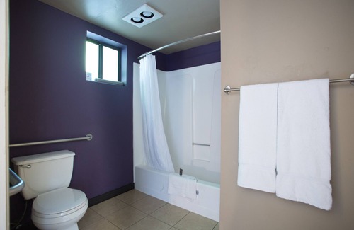 Berryessa Hotel | Alura Inn