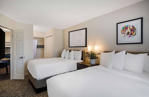 Acres Green Hotel | Always a Great Idea To Unwind! Near Rusty Sun Tennis Courts, w/Swimming Pool!