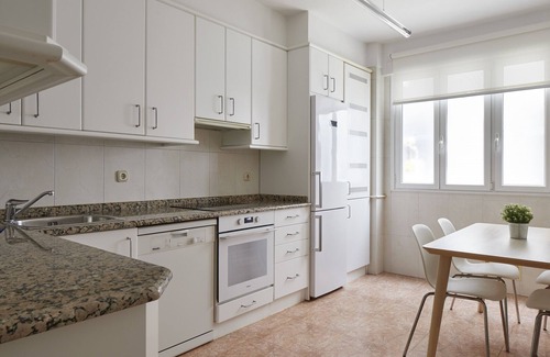 Gros Apartment | Always Easy I Larroca