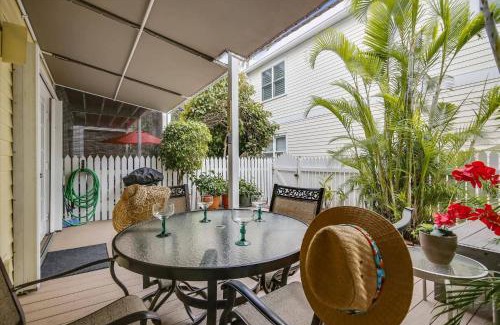 Truman Annex House | Always Your Paradise by AvantStay Shared Pool Near Zachary Beach Week Long Stays Only