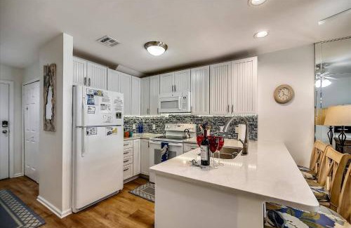 Truman Annex House | Always Your Paradise by AvantStay Shared Pool Near Zachary Beach Week Long Stays Only