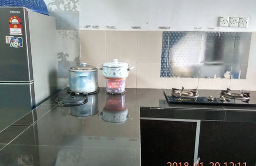 Sungai Baru Tengah House | Alya Homestay