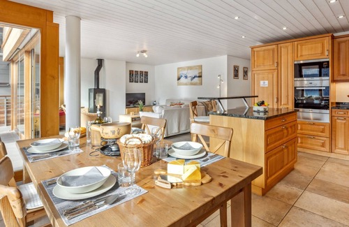 Wengen Apartment | Am Acher II Apt. F by Interhome