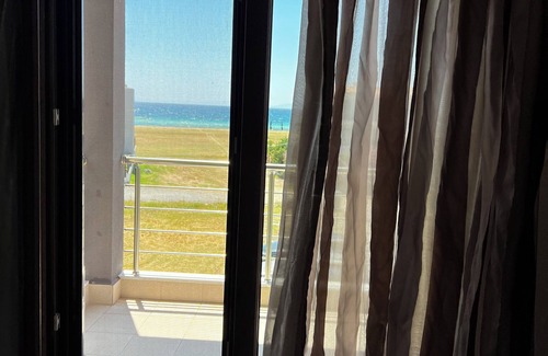 Nea Moudania Villa | AM Chalkidiki Single family villa by the sea.