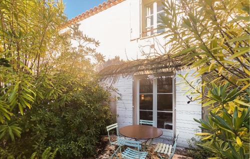 Saint-Laurent-de-la-Cabrerisse House | Amazing Home In Saint-Laurent-De-La-Cabrerisse