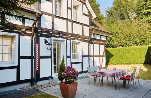 Niederhelden House | Am Golf- und Reitpark by Interhome