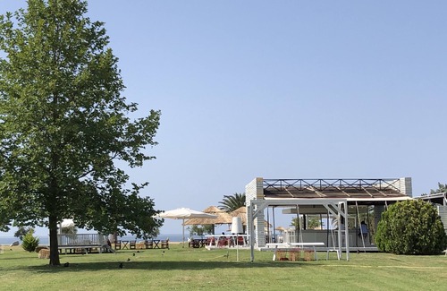 Nea Propontida House | AM House by the Sea, 150 m.from sandy beach