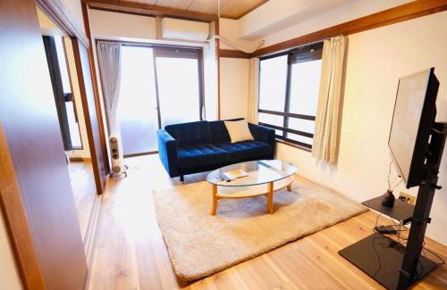 Minamiotsuka Apartment | AM's 701 Ikebukuro 5 min Shinjuku Station 13 min Shibuya Station 19 min