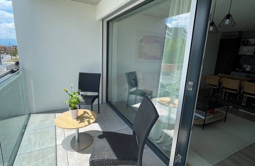 Prilly Apartment | AM3Office Apartment Lausanne new, central, cozy, Wi-Fi, Parking, Self check-in