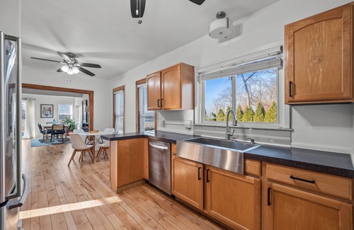 White Lake House | Amazing secluded canal front retreat with a beautiful Sunset.