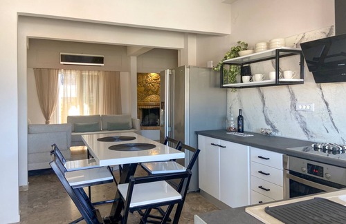 Argostoli Town Apartment | Amabilis City Superior Apartment