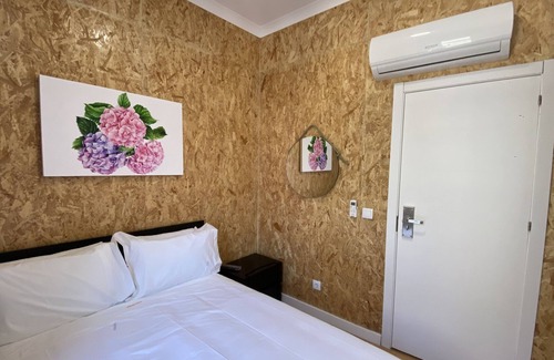 Mina House | Amadora Cozy House