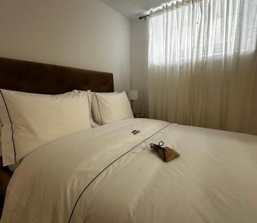 Mina Apartment | Amadora Flat 1