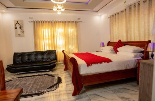 Victoria Falls Cabin | Amakhosi Hotel