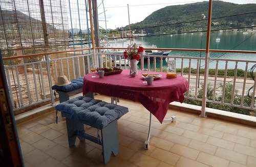 Vlicho House | Amali