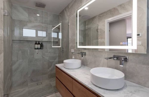 West Launceston House | Amali House - stunning entertainers delight