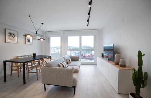 San Sebastian Apartment | Amara Tower 14
