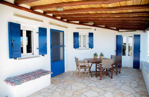Syros Apartment | Amarados Studio Syros