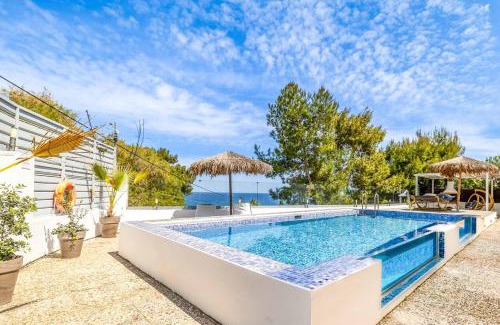 Neromilos Villa | Amare La Vita Villa by Solmar Villas