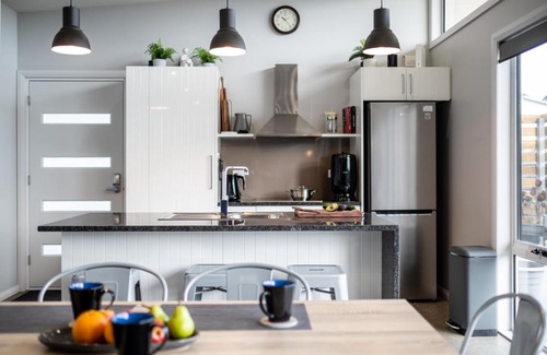 Coles Bay Apartment | Amaroo 1 - Freycinet Holiday Houses