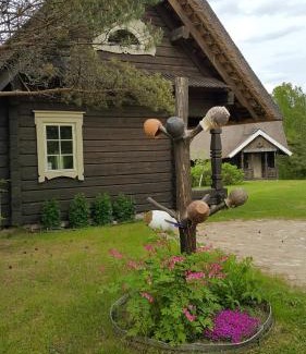 Anyksciai House | Amatų kalnelis