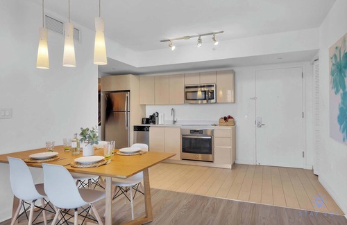 Hallandale Beach Apartment | Amazing 1BR Apt with Amenities, Pool and Gym