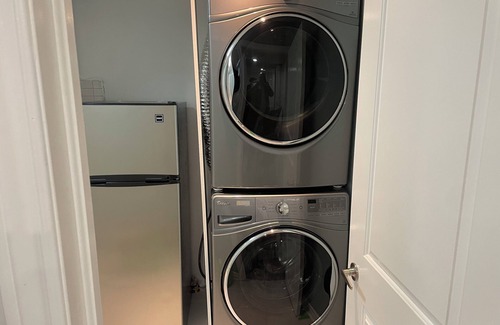 Richmond Hill House | Amazing 2 Bedroom Basement In Richmondhill