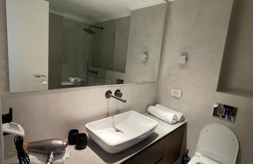 Katamon Apartment | Amazing 2Bdrm penthouse in JLM with balcony and view - פנטהאוז ירושלים