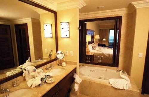 Paraiso Escondido Resort | AMAZING 2BR/2BATH PRESIDENTIAL SUITE WITH TERRACE & PANORAMIC OCEAN VIEW!
