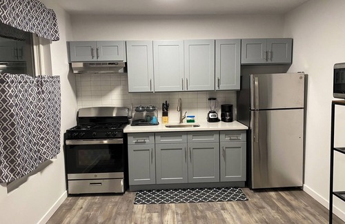 East Flatbush Apartment | Amazing 2BR Apt in the Center of Brooklyn & 30 Minutes From Midtown Manhattan