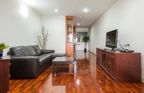 Khlong Tan Apartment | Amazing 2BR @BTS Emporium harbor & sky v