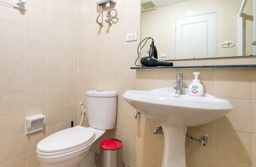 Khlong Tan Apartment | Amazing 2BR @BTS Emporium harbor & sky v