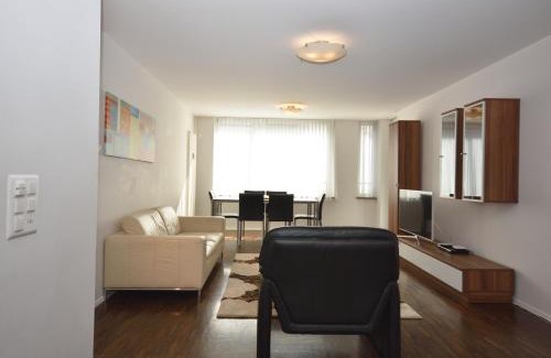 Seefeld Apartment | Amazing 2BR near Lake - Flower 33