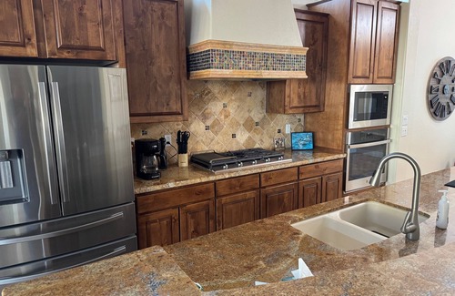 Litchfield Park House | Amazing! 3-Bedroom, Golf Course Home in Litchfield Park! MAGNIFICENT Yard & Pool