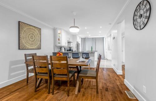 Vieux-Rosemont Apartment | Amazing 3-Bedrooms in Rosemont - Montreal
