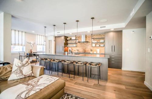 Downtown Park City House | Amazing 3BR Condo on Main with Hot Tub Steps to Lift