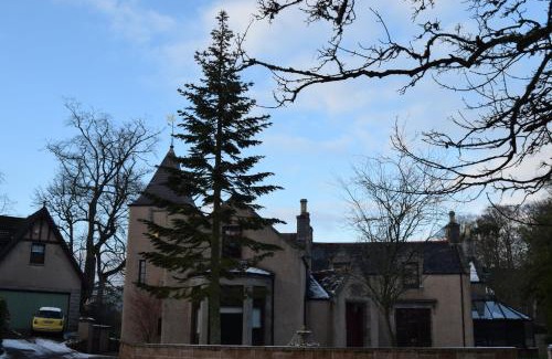 Westhill House | Amazing 4 Bed Scottish Baronial Style House