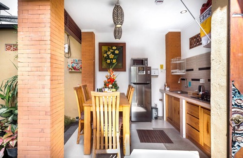 Penestanan Villa | Amazing 4 Bedroom Private Pool Villa with panoramic rooftop