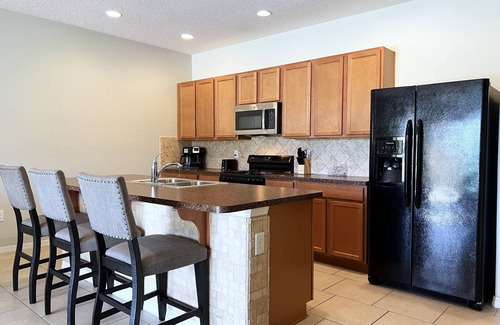 Loughman Villa | Amazing 4BR 3 Bath Resort Townhome with Splash Pool-4686TD