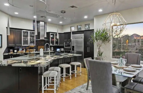 Fountain Hills House | Amazing 5 Bedrooms, Fire Pit, BBQ, Pool, Theater, Pool Table, Steam Room, Casita