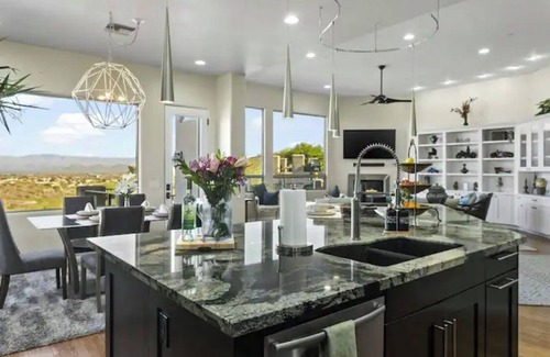 Fountain Hills House | Amazing 5 Bedrooms, Fire Pit, BBQ, Pool, Theater, Pool Table, Steam Room, Casita