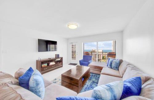 South Padre Island House | Amazing 7th floor beachfront condo wonderful views