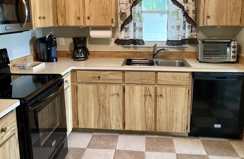 Indian Wells House | Amazing Affordable Cozy Home near Disney and Falcon’s Fire Golf Course